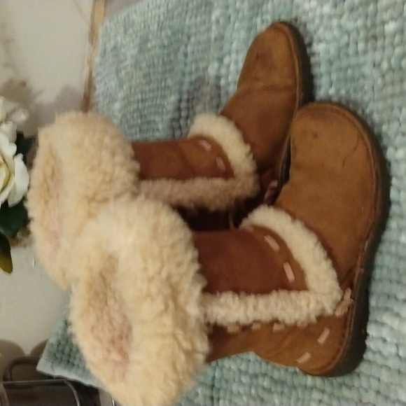 BOOTS UGG - Picture 2 of 8